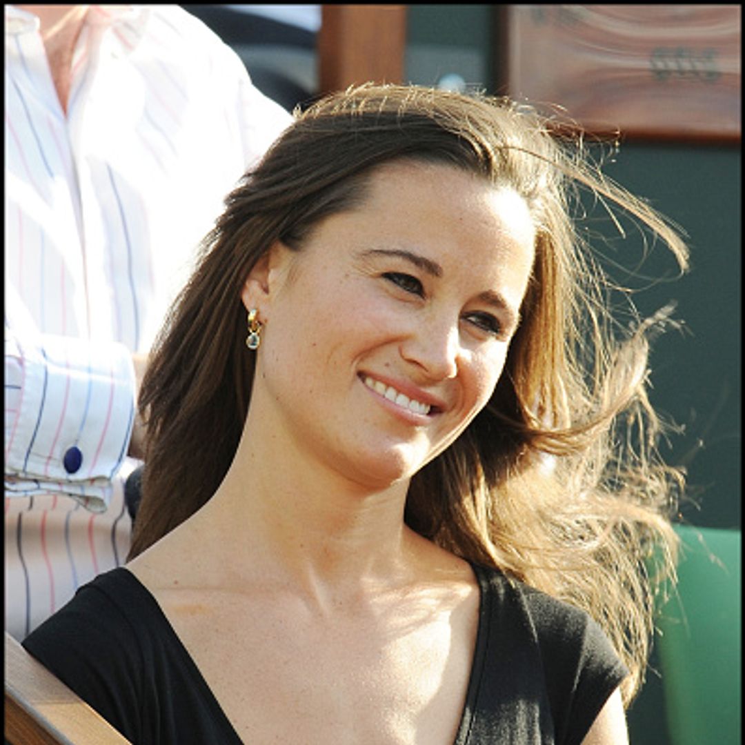 El debut de Pippa Middleton en Wimbledon con un llamativo vestido rojo que su hermana Kate Middleton "no se pondría"