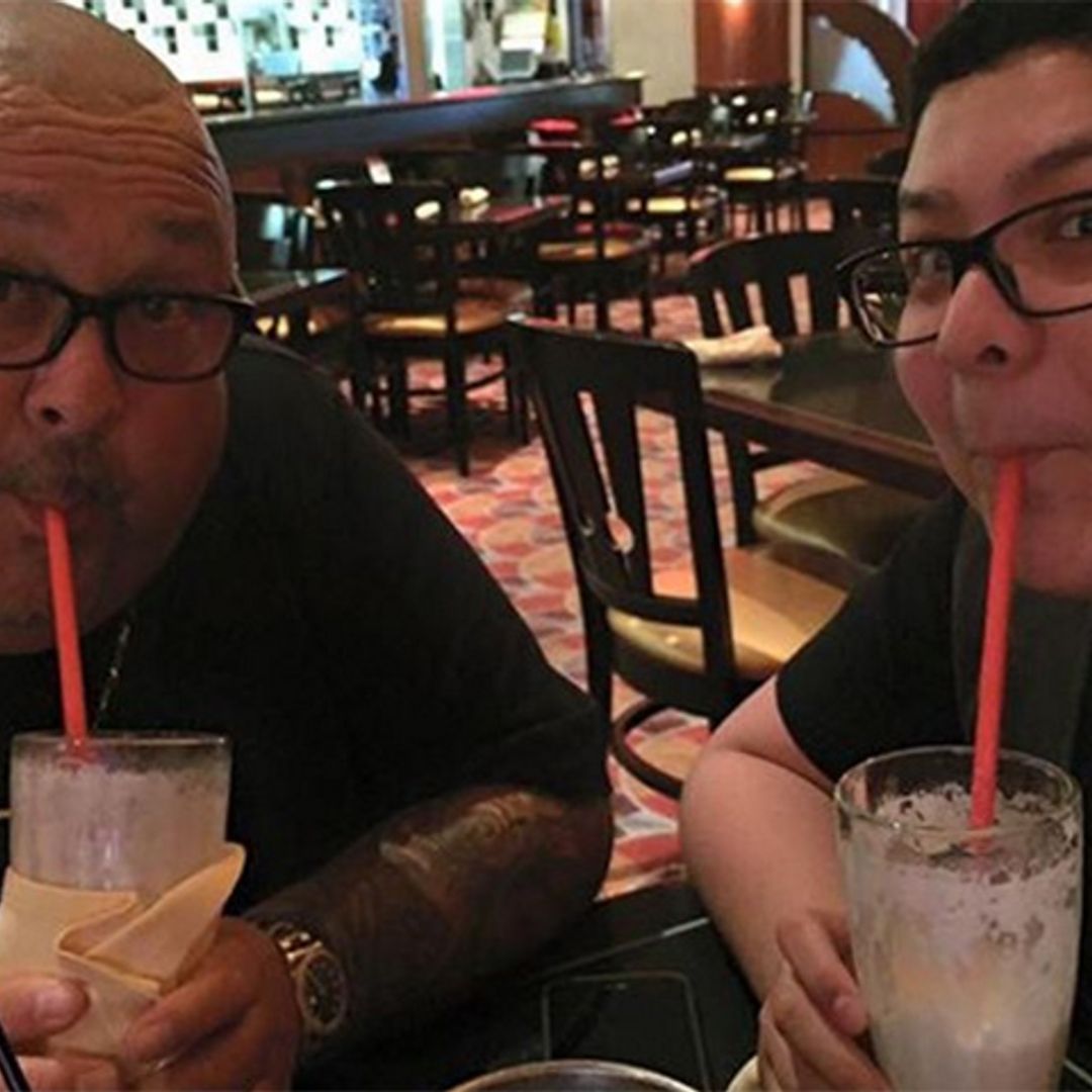 Rico Rodríguez, Manny en ‘Modern Family’, llora la muerte de su padre
