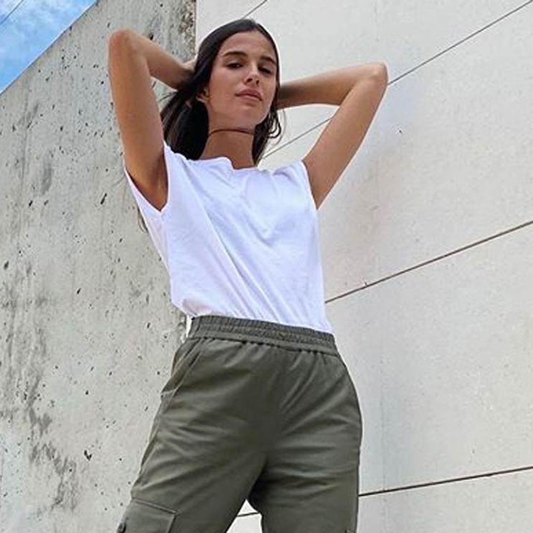 Los primeros looks premamá de Sandra Gago: minimalismo y prendas con truco