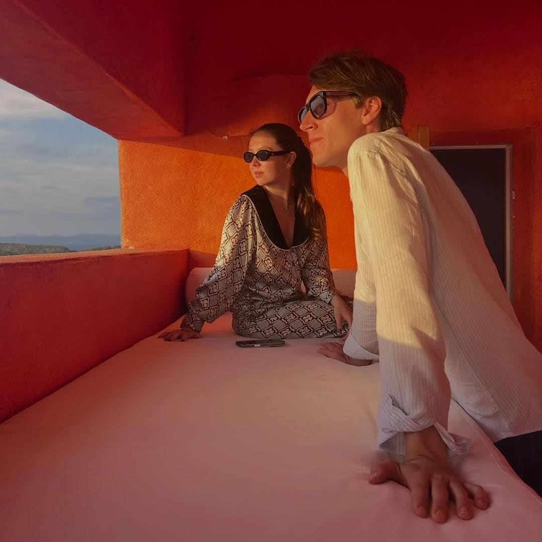 La hija menor de Carolina de Mónaco recibe el 2026 con su novio en playas mexicanas