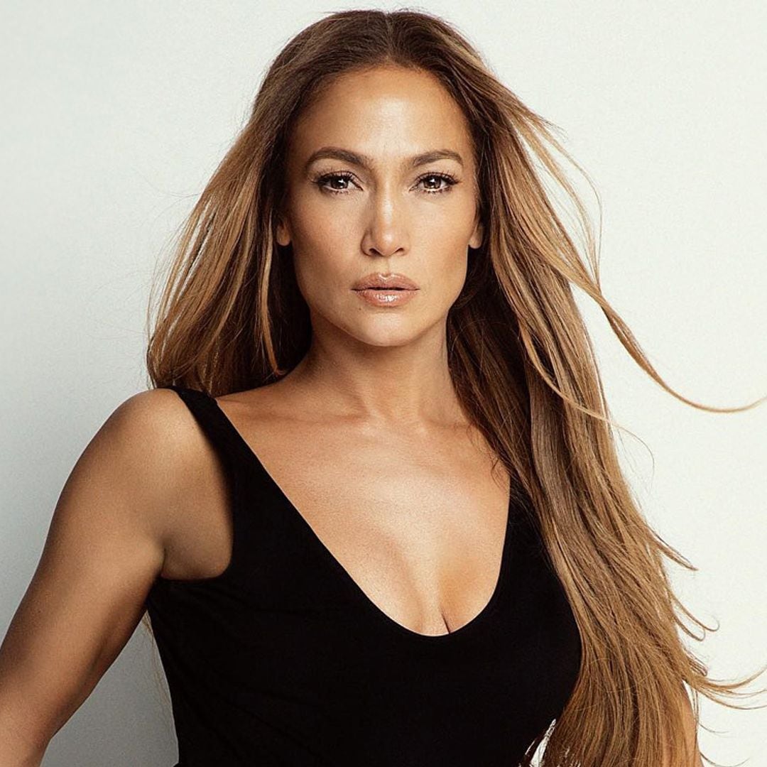 Jennifer Lopez se desnuda (literalmente) y desvela sus cinco claves de autocuidado