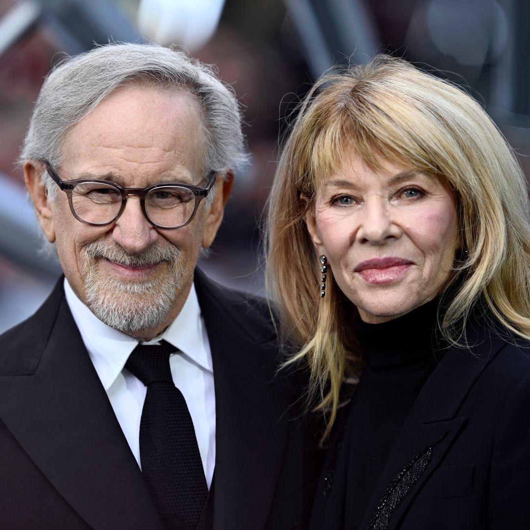 Steven Spielberg pone a la venta su rancho de Los Ángeles por 26 millones de euros: una finca de película con establos, pista ecuestre y una casa de 2.500 m²