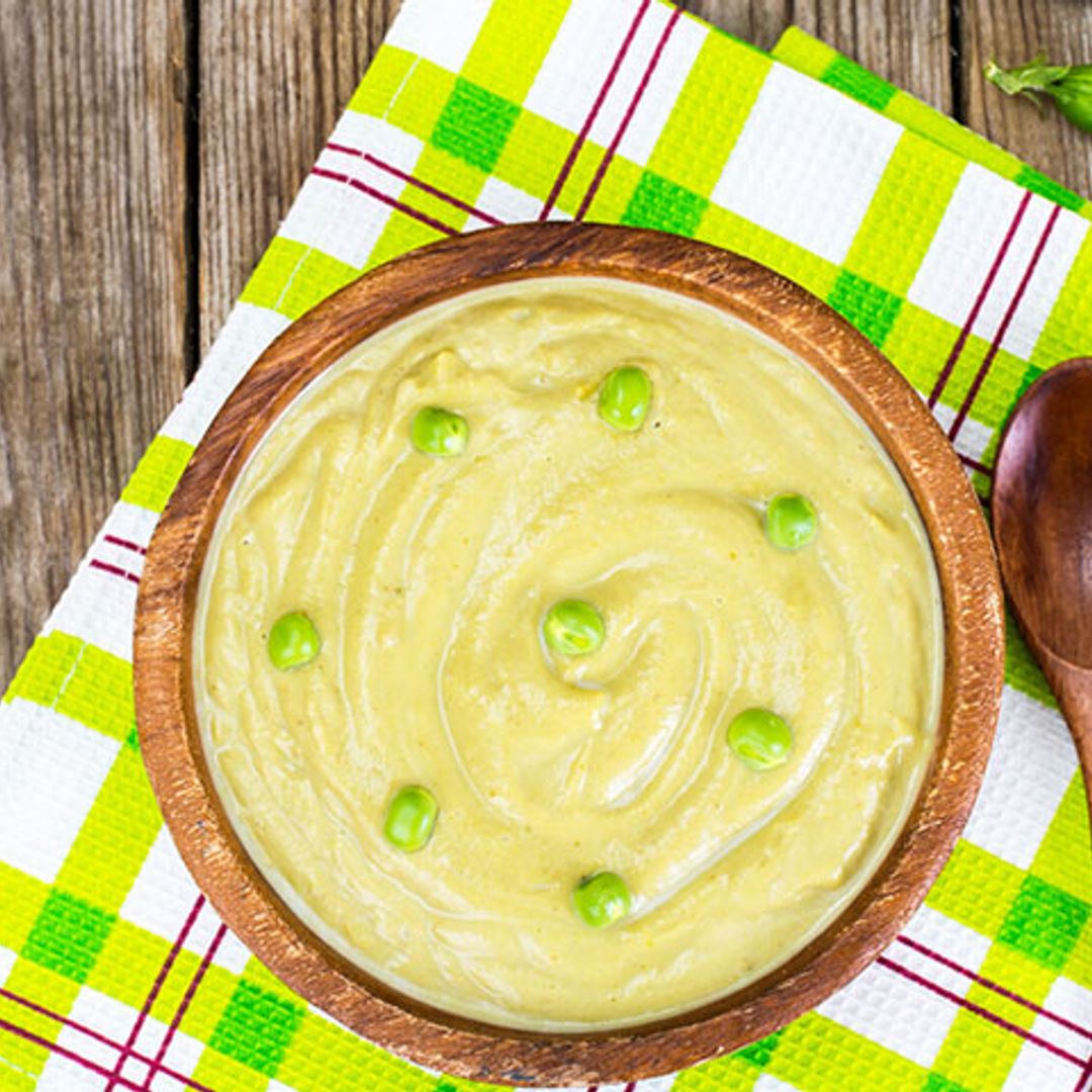 Crema de calabacín y guisantes