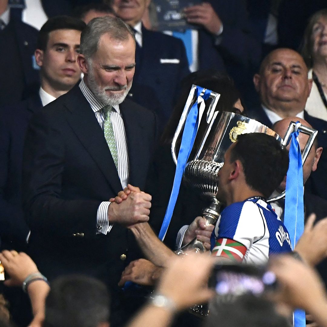 El rey Felipe culmina en la vibrante final de Copa un día frenético tras su viaje relámpago a Dinamarca