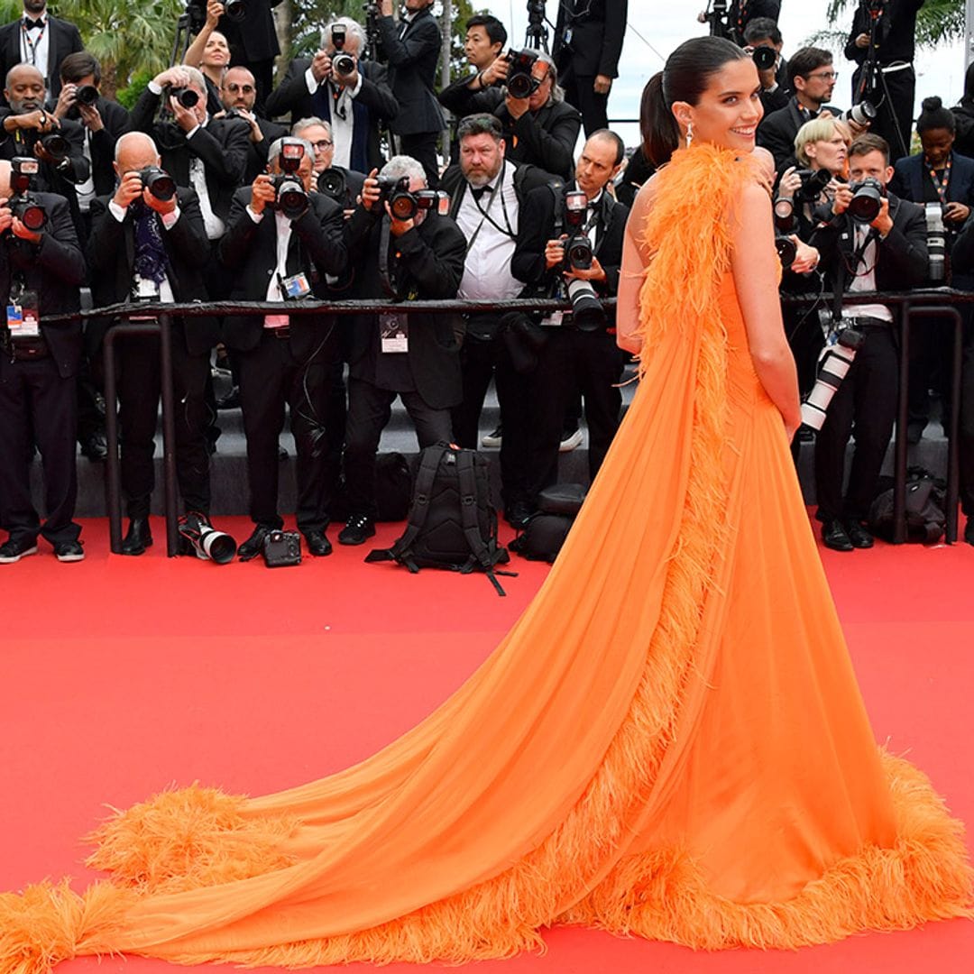 Los mejores vestidos de invitada inspirados en looks inolvidables de la alfombra roja