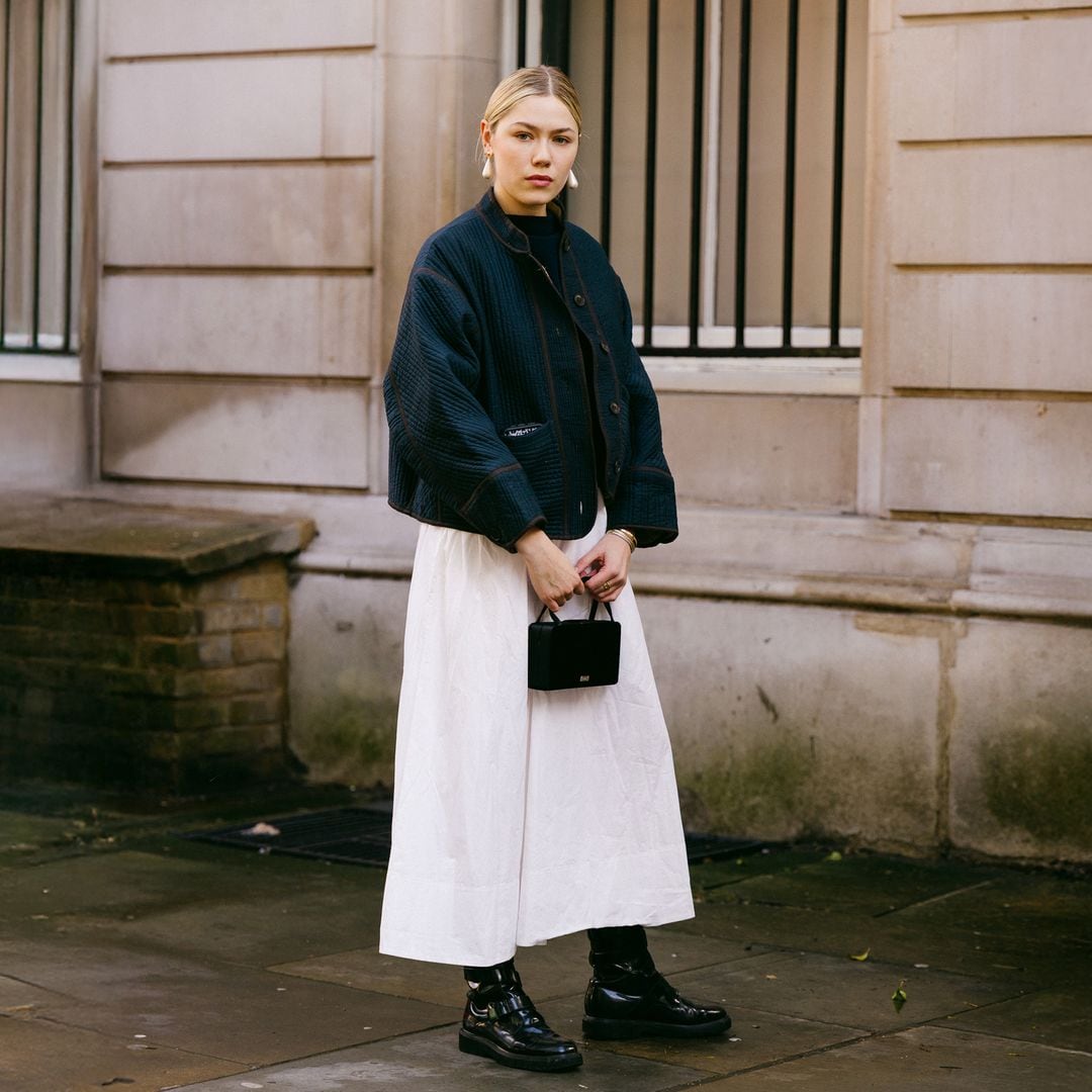 Los 7 trucos de las chicas de Londres para vestir bien con lluvia