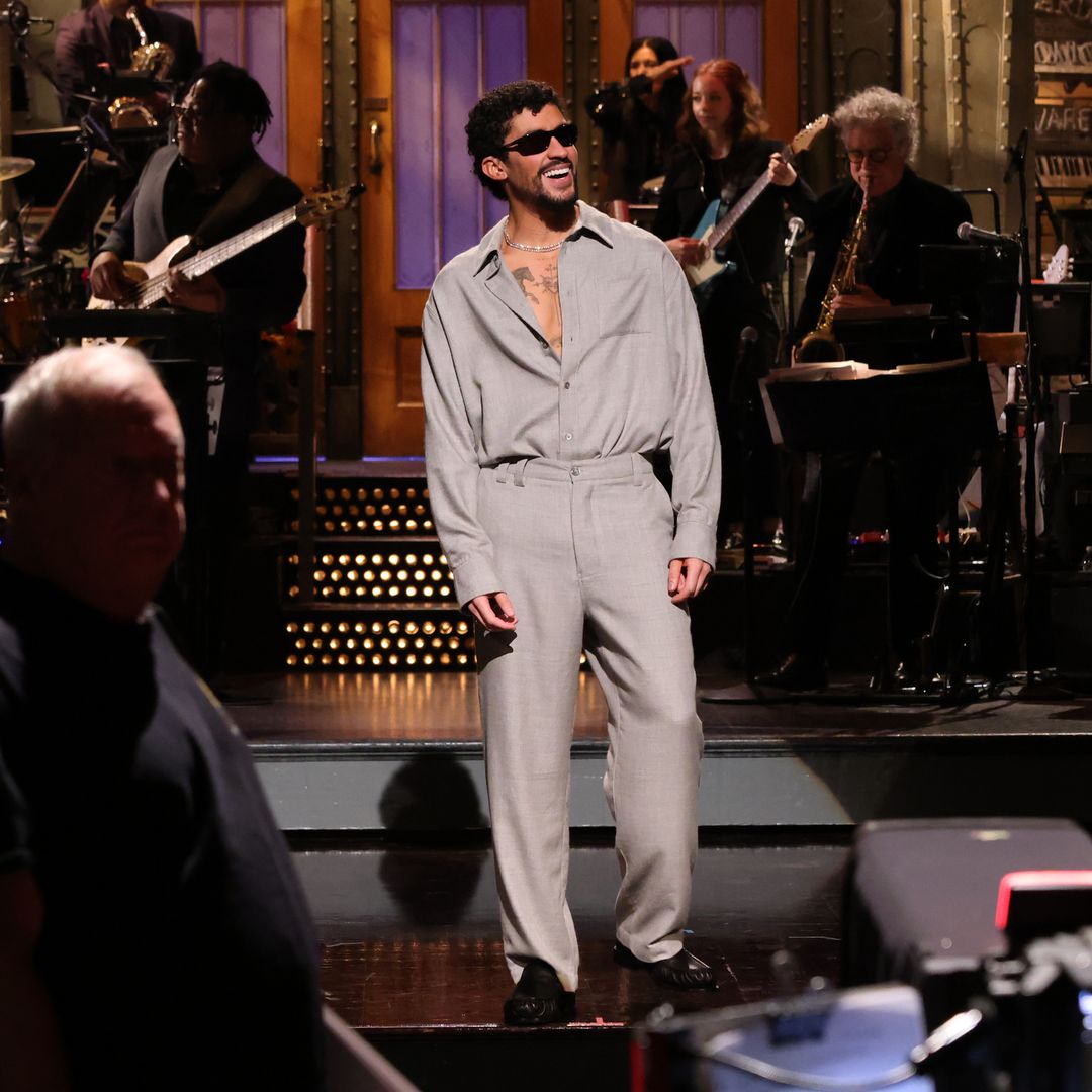 Bad Bunny responde con ironía a sus detractores por su presentación en el próximo Super Bowl