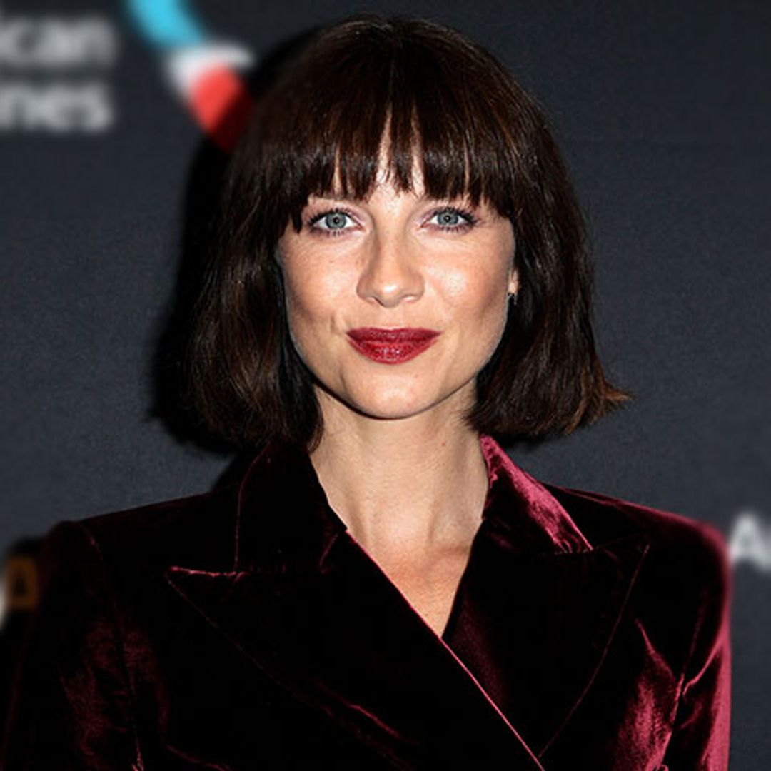 Caitriona Balfe, protagonista de 'Outlander', presenta su colección de camisetas solidarias