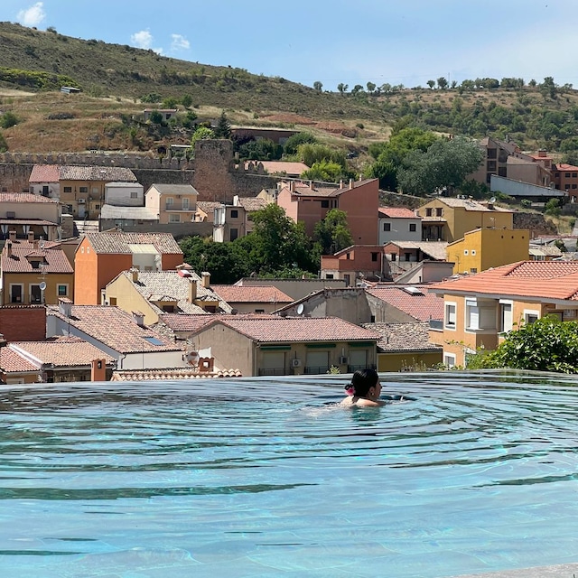 Piscina del hotel Castilla Termal Brihuega, Guadalajara