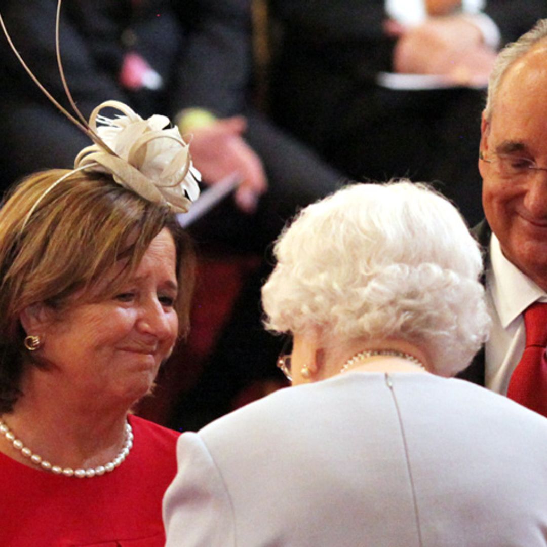 Isabel II condecora a Ignacio Echeverría por su 'gran acto de valentía' en el atentado de Londres