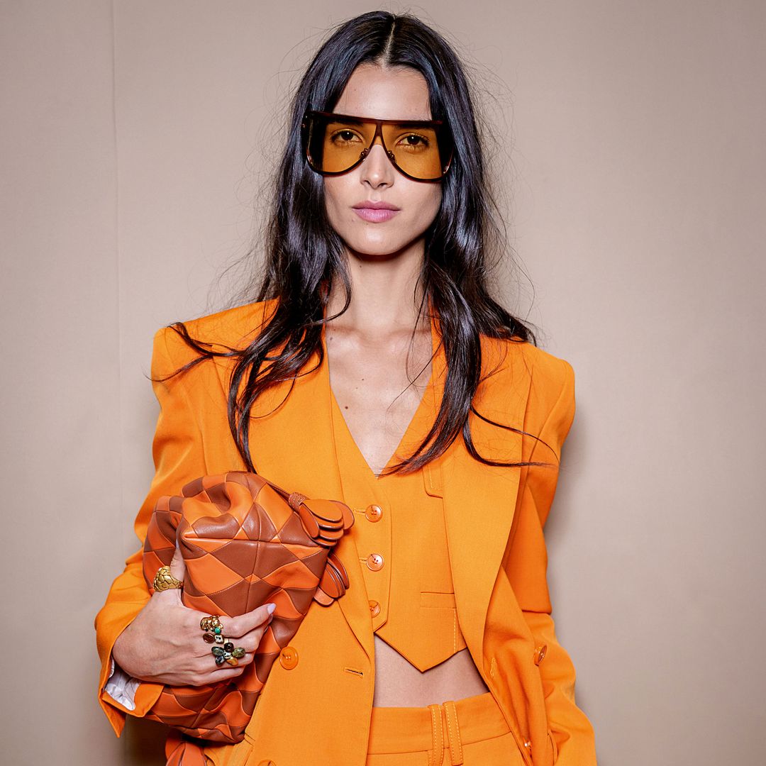 Modelo enfundada en Zimmermann