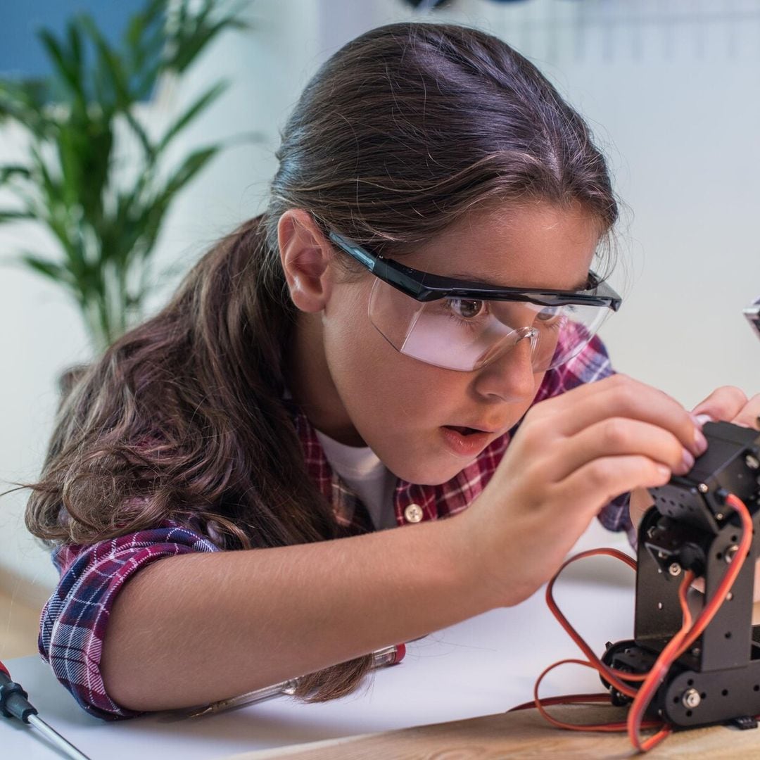 Primeros pasos para inculcar a las niñas la pasión por la ciencia