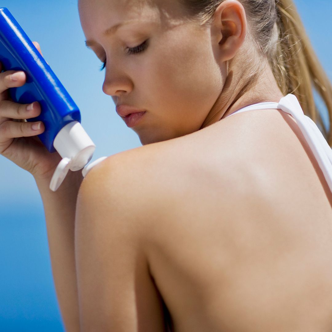 Rachel Keys, enfermera dermocosmética: "Uno de los errores más frecuentes es pensar que el SPF 50 mantiene su eficacia todo el día"