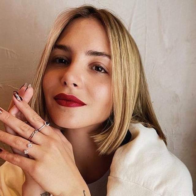 andrea duro manicura