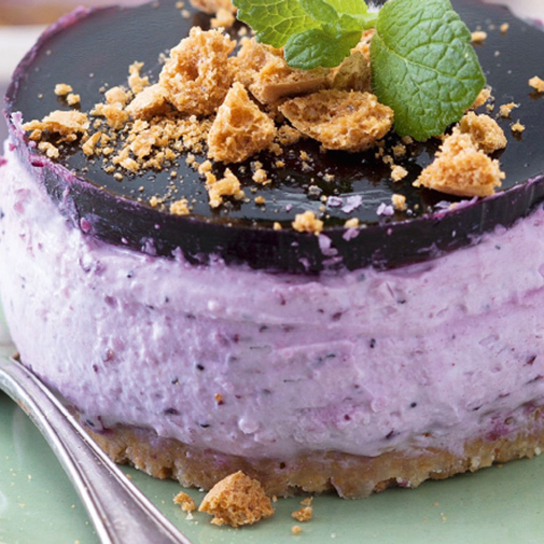 Tartaletas frías de queso y  frutos del bosque