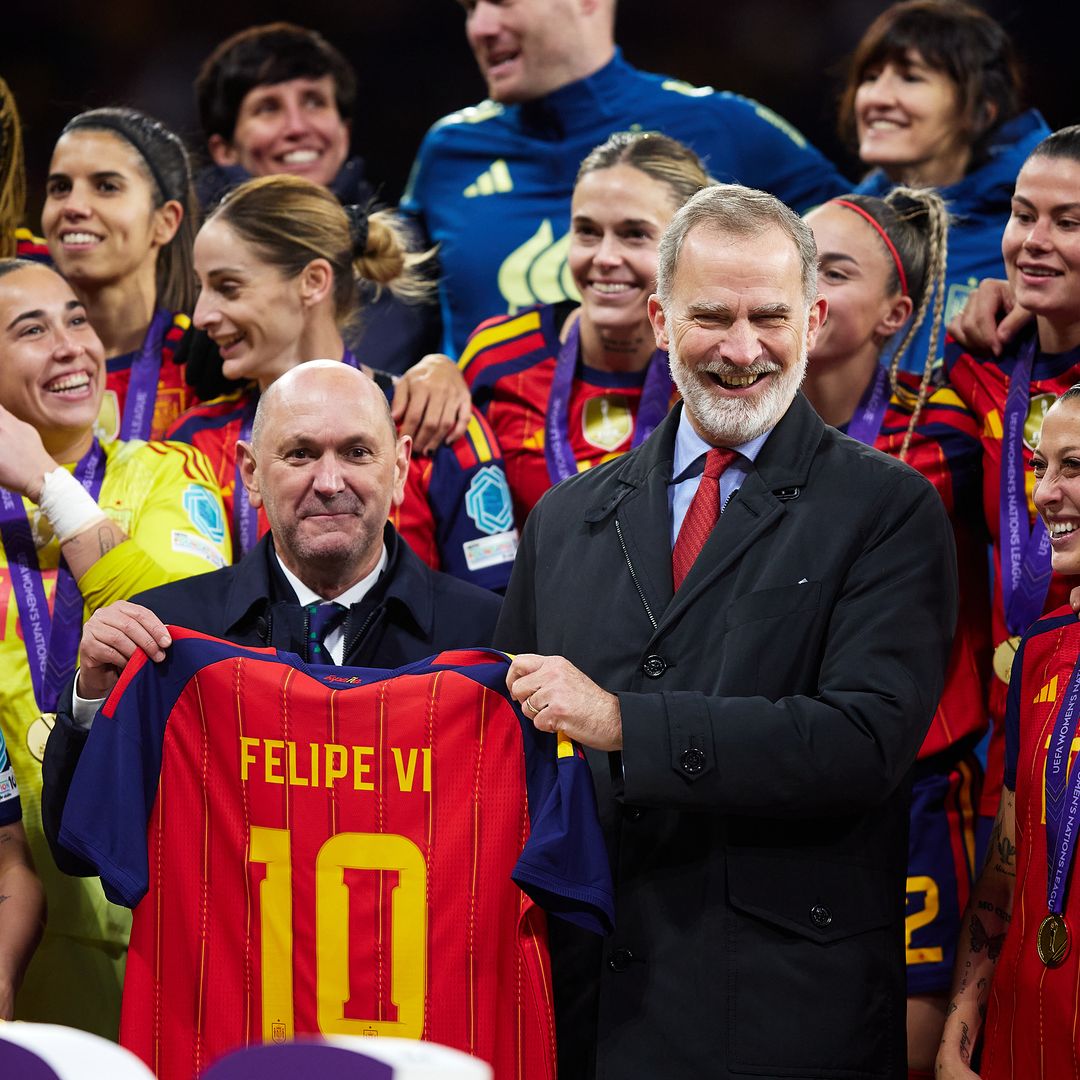 El rey Felipe vibra con la victoria de La Roja en la Nations League femenina: "Llevan mucho tiempo en la cúspide y mostrando galones"