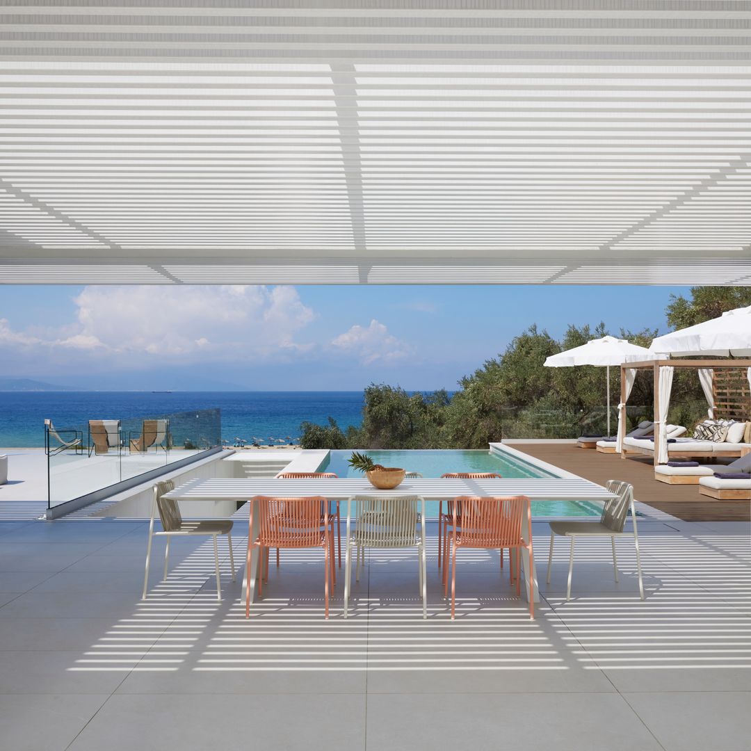 Esta villa en la isla donde se grabó 'Mamma Mia!' es la mejor casa de vacaciones que hemos visto este año