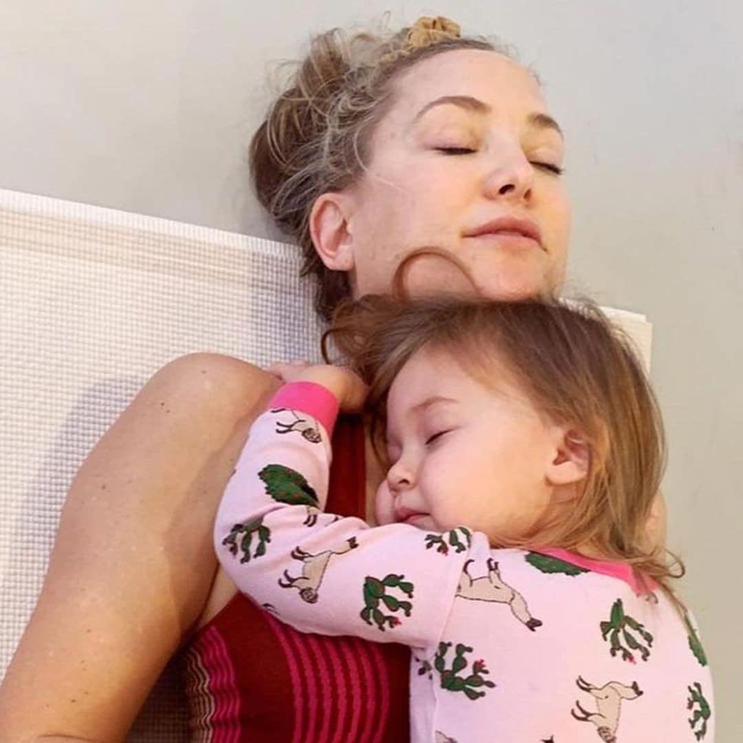 ¡Una pequeña 'yogui'! La hija de Kate Hudson se apunta a la meditación con papá