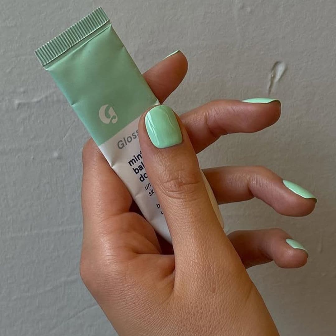 Uñas verde menta de Lemanoir