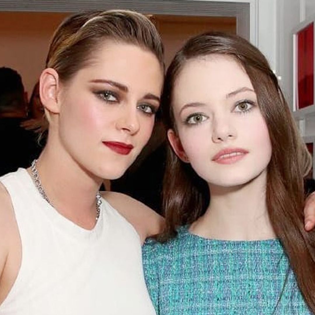 El inesperado encuentro de Kristen Stewart con Mackenzie Foy, su hija en 'Crepúsculo'