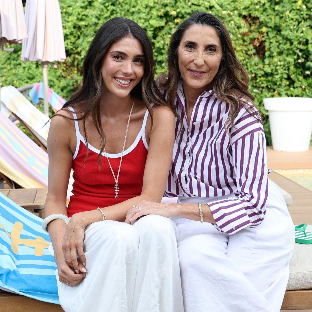 Ana y su madre Paz Padilla, que hace unos días estresó en sus redes sociales lo "emocionada que está por la semana que les toca vivir"