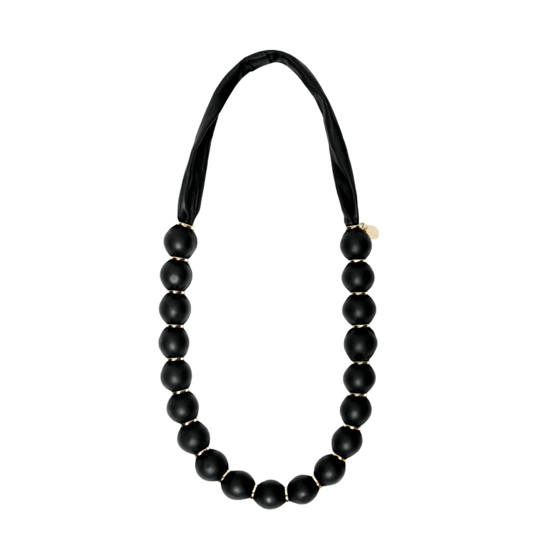 Collar de cuentas (145 €), de Weekend Max Mara