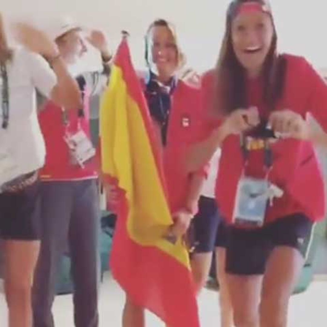 Mireia Belmonte, ‘abanderada’ del original desfile casero de las chicas de natación en Río