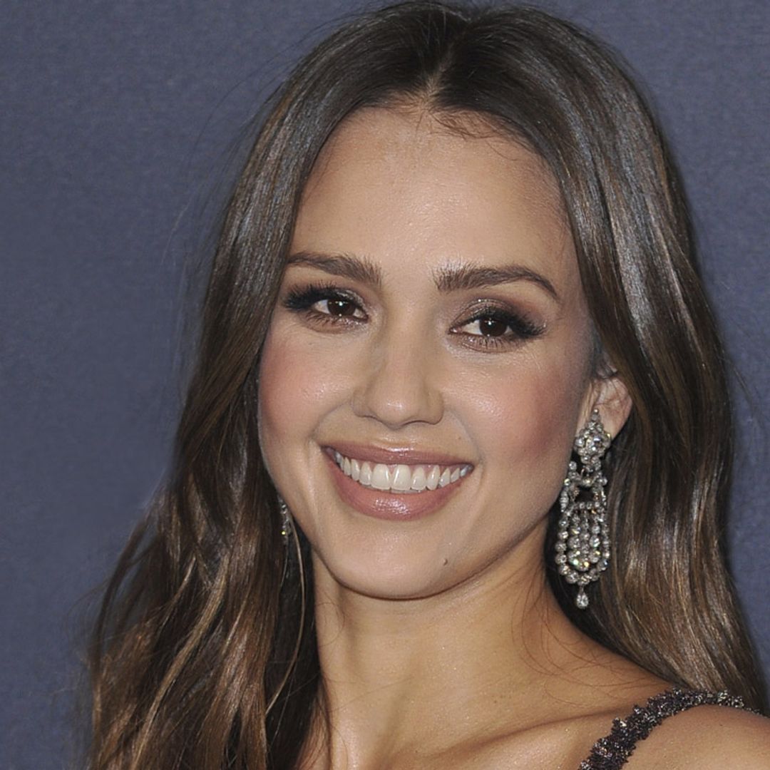 Los 5 claves para tener una piel bonita y joven que sigue Jessica Alba