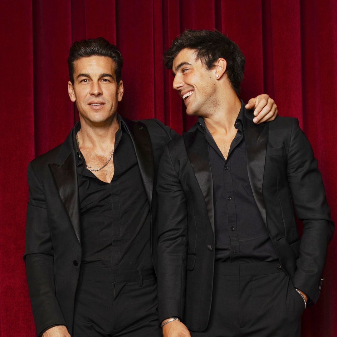 HOLA + Óscar Casas habla con ‘¡HOLA!’ al cumplir 20 años como actor: de su hermano Mario a Ana Mena