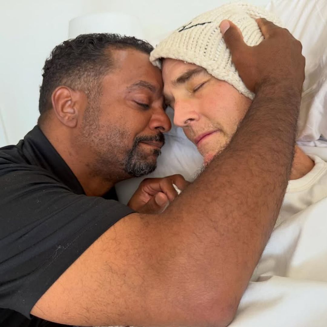 Alfonso Ribeiro, actor de 'El príncipe de Bel-Air', despide a su amigo James Van Der Beek con la foto que se hicieron antes de morir: “Quise hacerle reír por última vez”