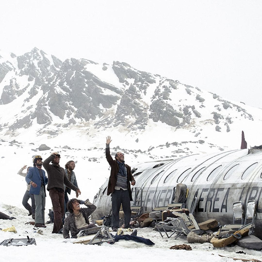 Descubre quiénes son los supervivientes reales que aparecen con un 'cameo' en 'La Sociedad de la nieve'