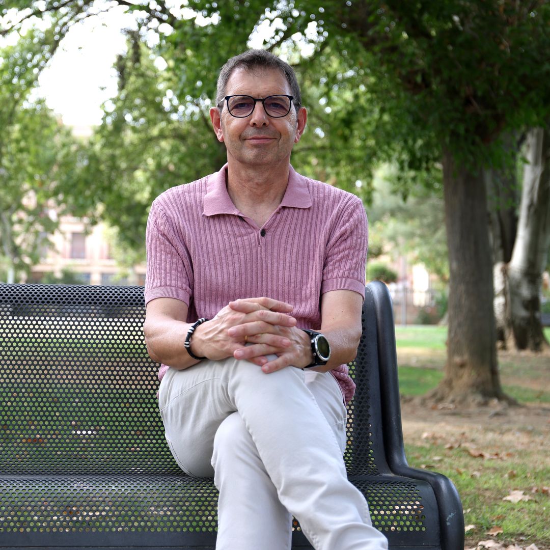 Francisco Castaño, docente: "Quejarse delante de los hijos los predispone a la depresión y el pesimismo"