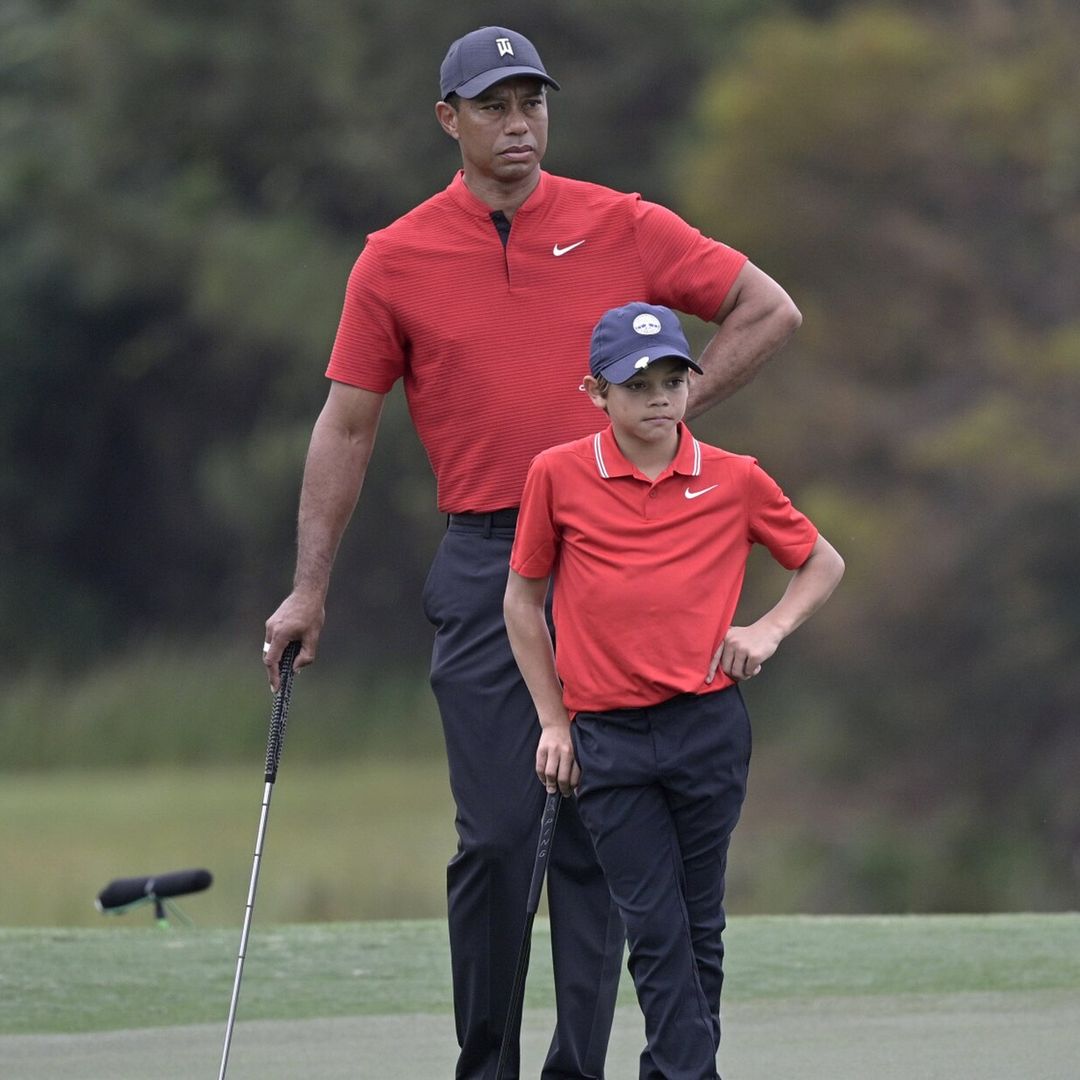 De tal palo... tal astilla: Tiger Woods reaparece tras su dramático accidente y presume de hijos y novia