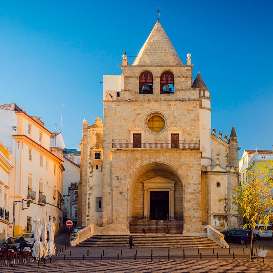 La sorpresa de cruzar la frontera de Portugal y encontrarte con Elvas