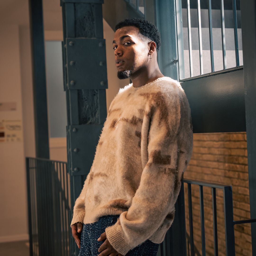 Luis Cortés, el artista de moda