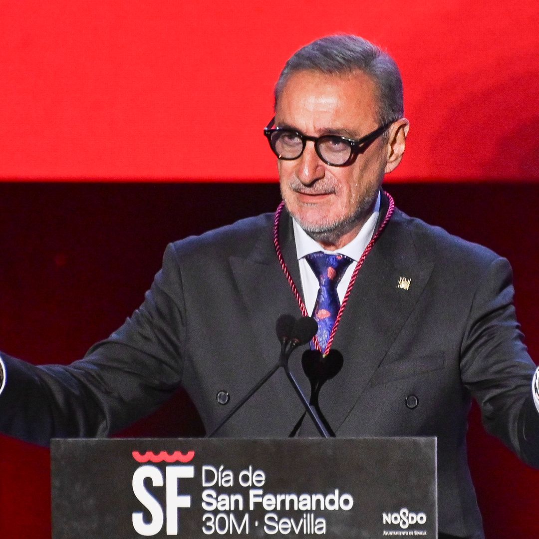 La emoción de Carlos Herrera al ser nombrado Hijo Predilecto de Sevilla y su carta de amor: 'Soy feliz porque te amo'