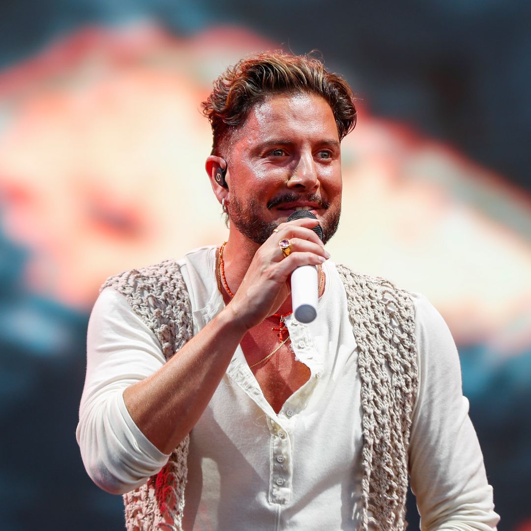 El aplaudido discurso de libertad de Manuel Carrasco en su concierto en Madrid: "Te parezco femenino, ¿y?"