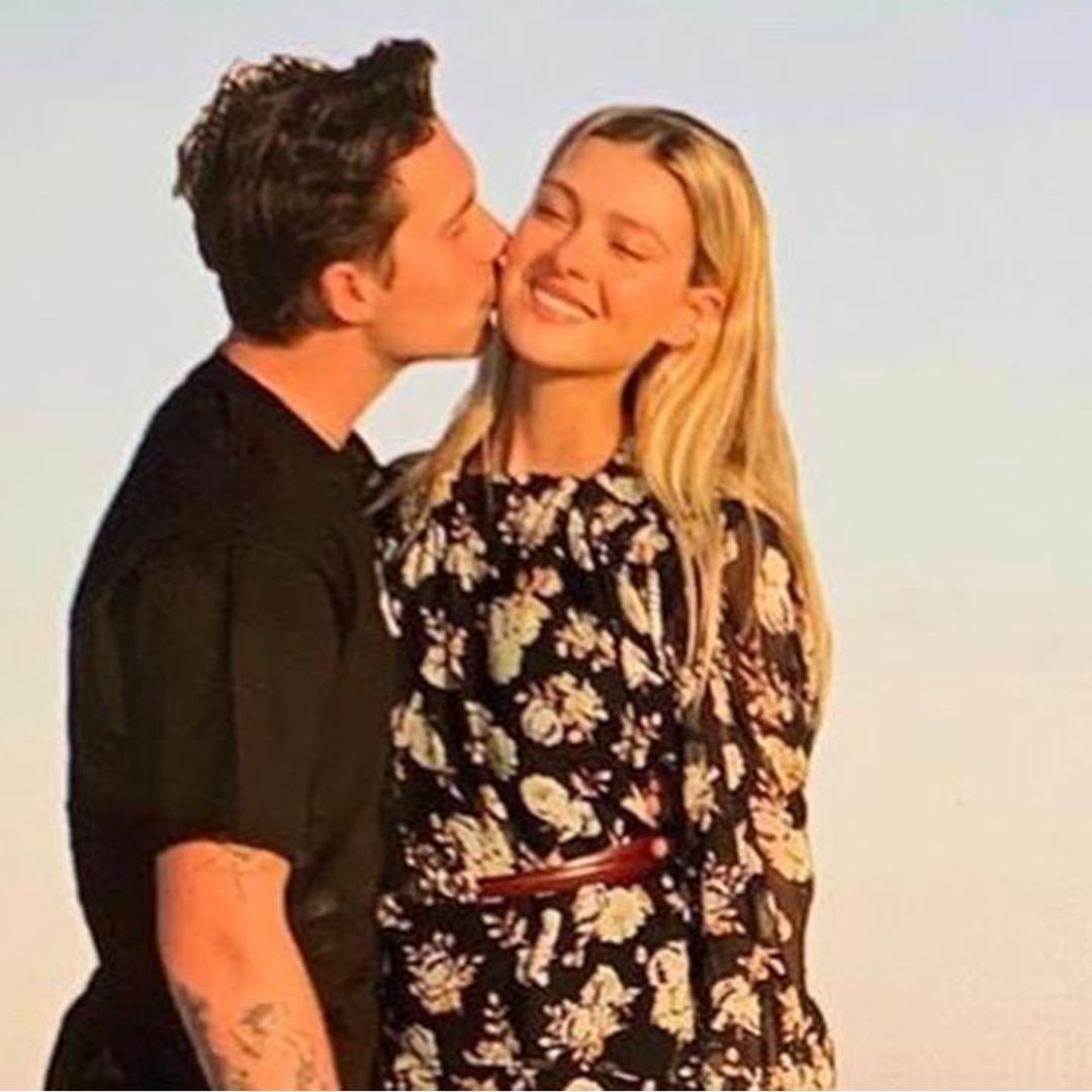 Victoria Beckham intensifica los rumores de una boda secreta entre Brooklyn y Nicola Peltz