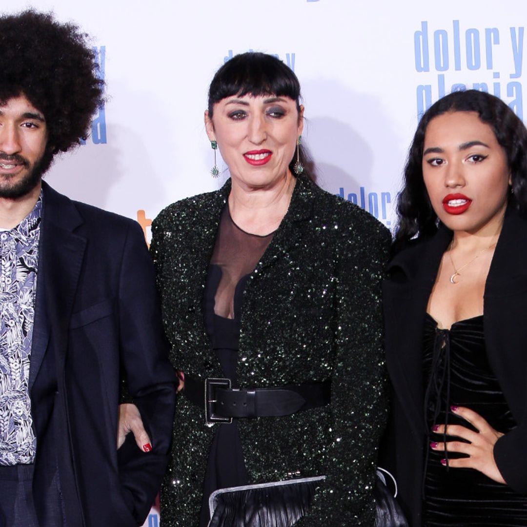 Descubre a Gabriel, el hijo de 25 años de Rossy de Palma que ha debutado como modelo de pasarela este fin de semana
