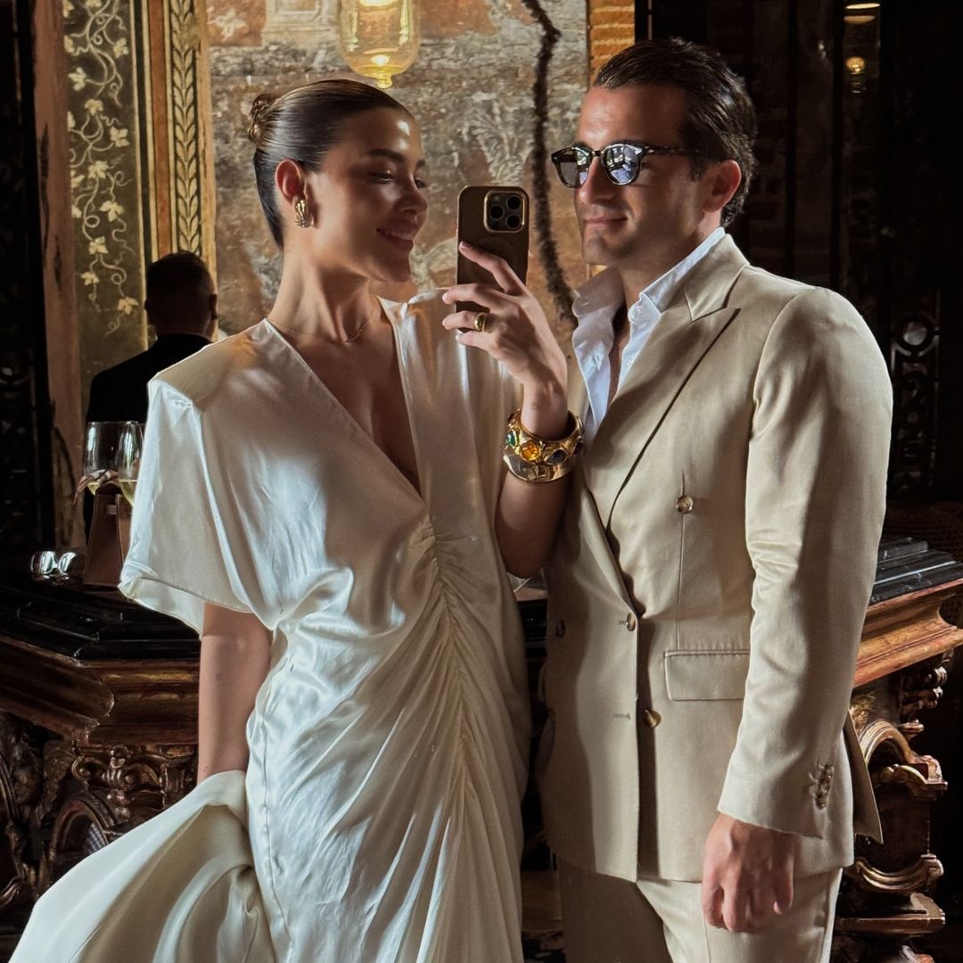 Michelle Salas y su lujoso look de inspiración nupcial para el exclusivo cumpleaños de Ricardo Salinas Pliego