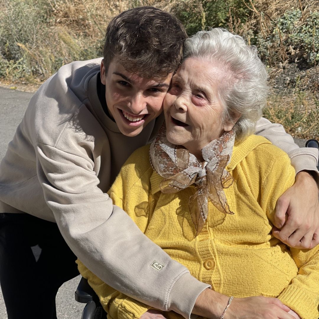 Juan Antonio López, psicólogo, sobre el diagnóstico de alzhéimer en los abuelos: "No solo afecta a quien lo padece. Cambia completamente la vida de toda la familia"