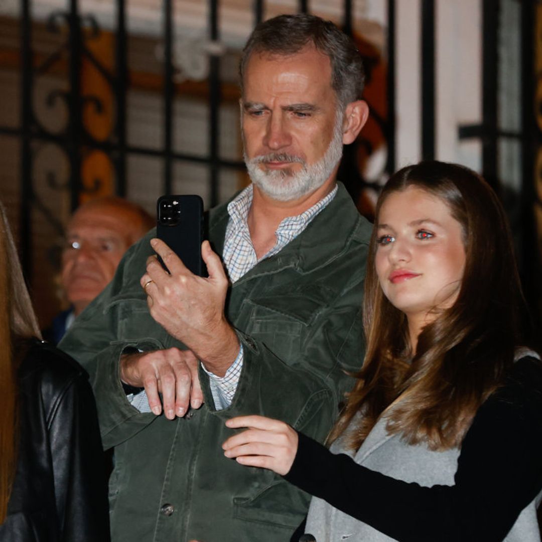 ¡Princesa al rescate! La simpática anécdota que han protagonizado el rey Felipe y Leonor con un teléfono móvil