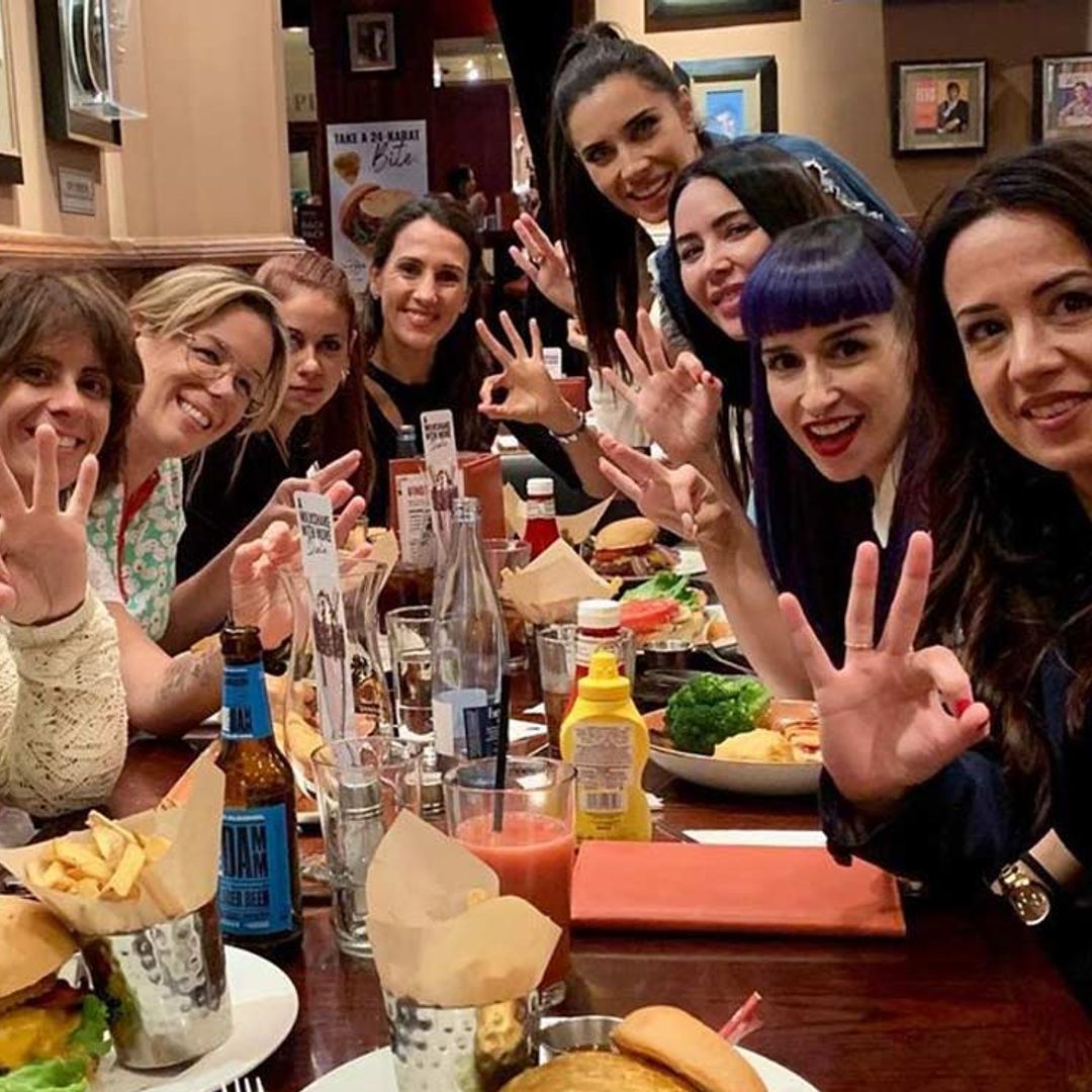 La noche más roquera de Pilar Rubio con su excuñada Vania Millán