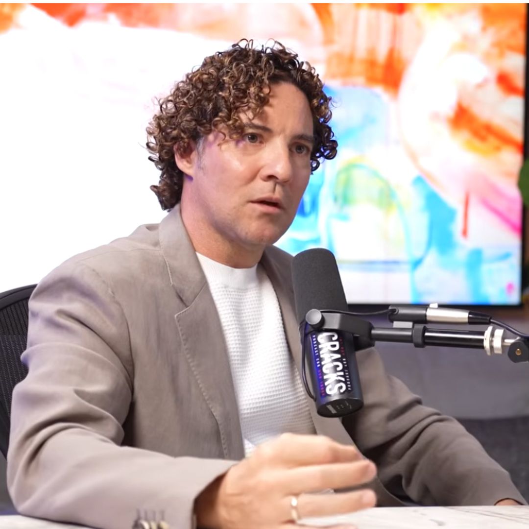 David Bisbal rompe su silencio sobre la enfermedad de su hermano Jose María, que está en silla de ruedas: "Va a seguir luchando"
