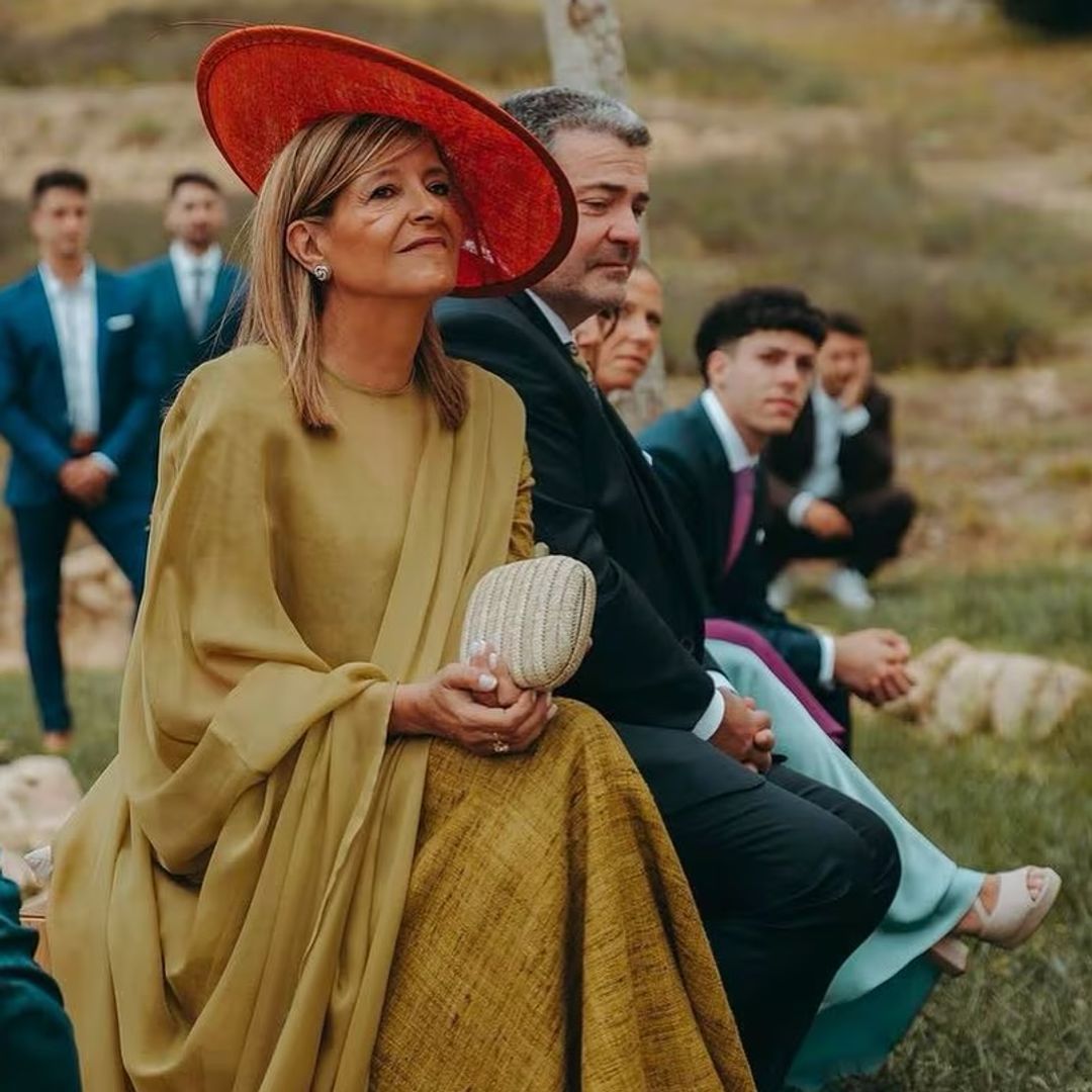 Protocolo para madrinas en una boda civil: "La mantilla no es procedente y las pamelas solo encajan por la mañana"