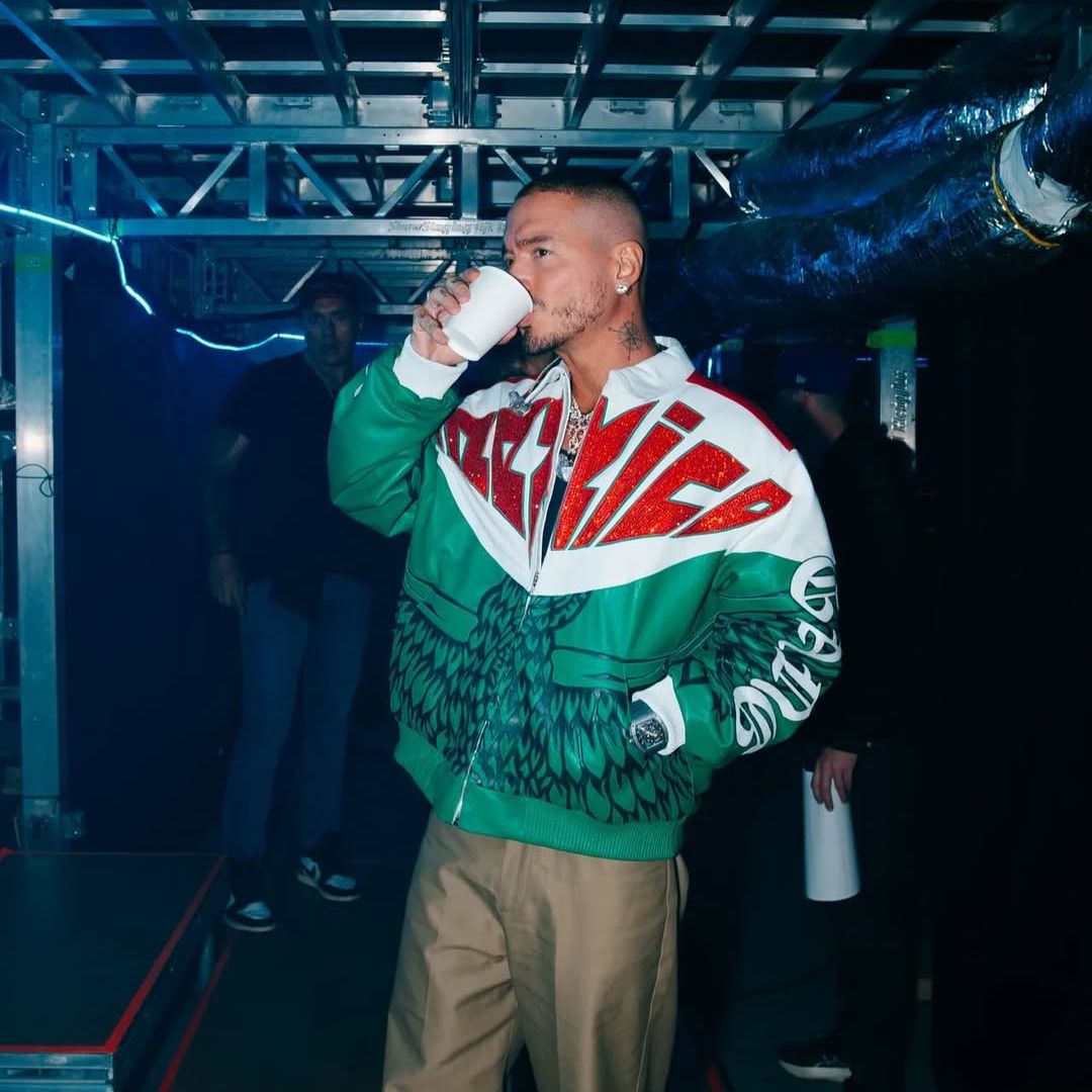 El artista ya había utilizado un diseño del mexicano para cantar con Bad Bunny.
