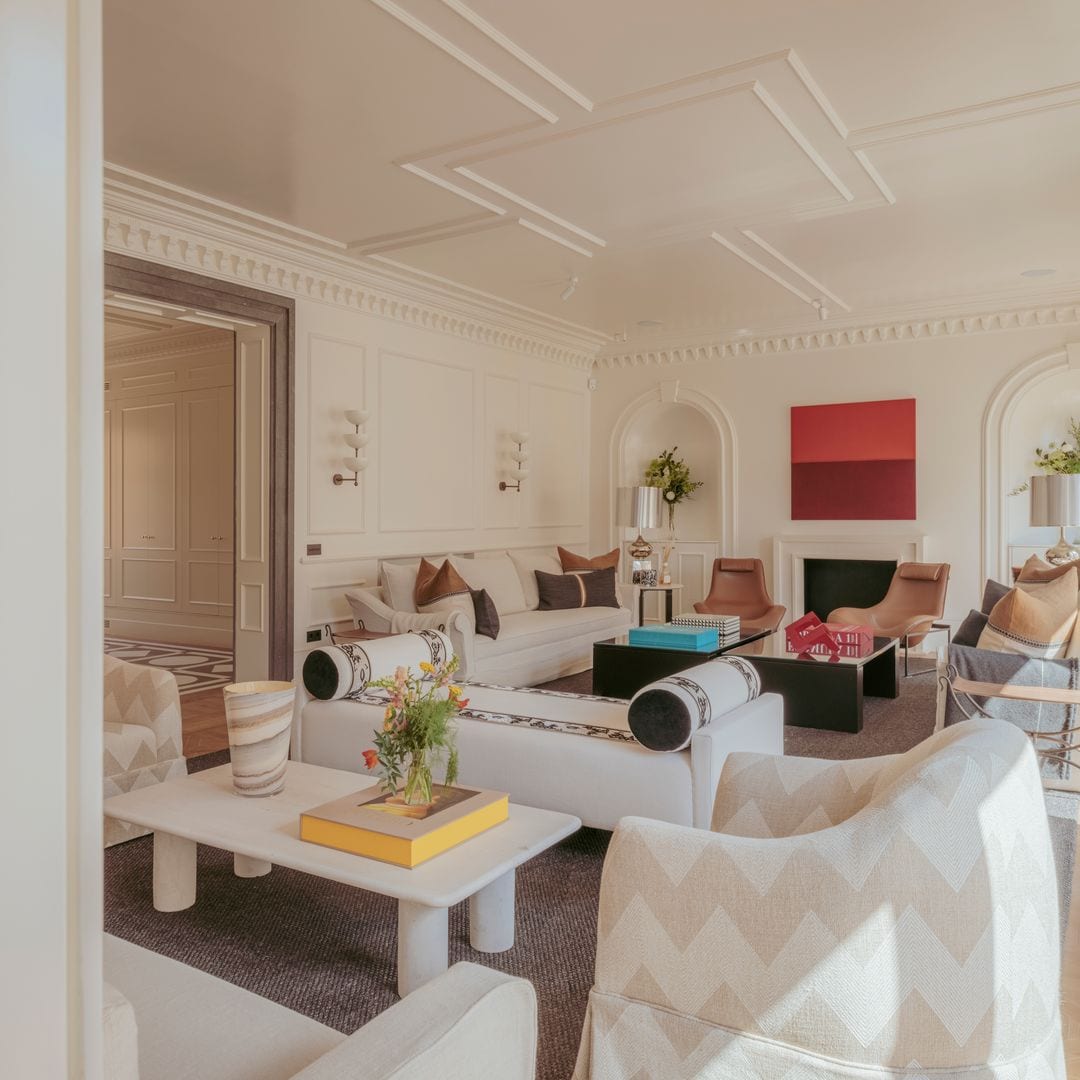 De lo clásico a lo romántico: la espectacular reforma de un piso de 350 m² en el barrio de Salamanca de Madrid