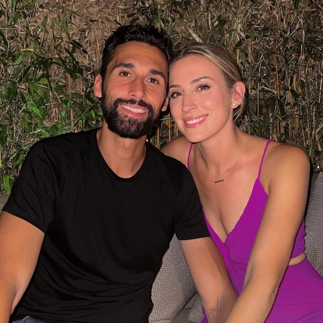 La vida de Álvaro Arbeloa tras hacerse oficial su salida del Real Madrid: padre de cuatro hijos y licenciado en Periodismo