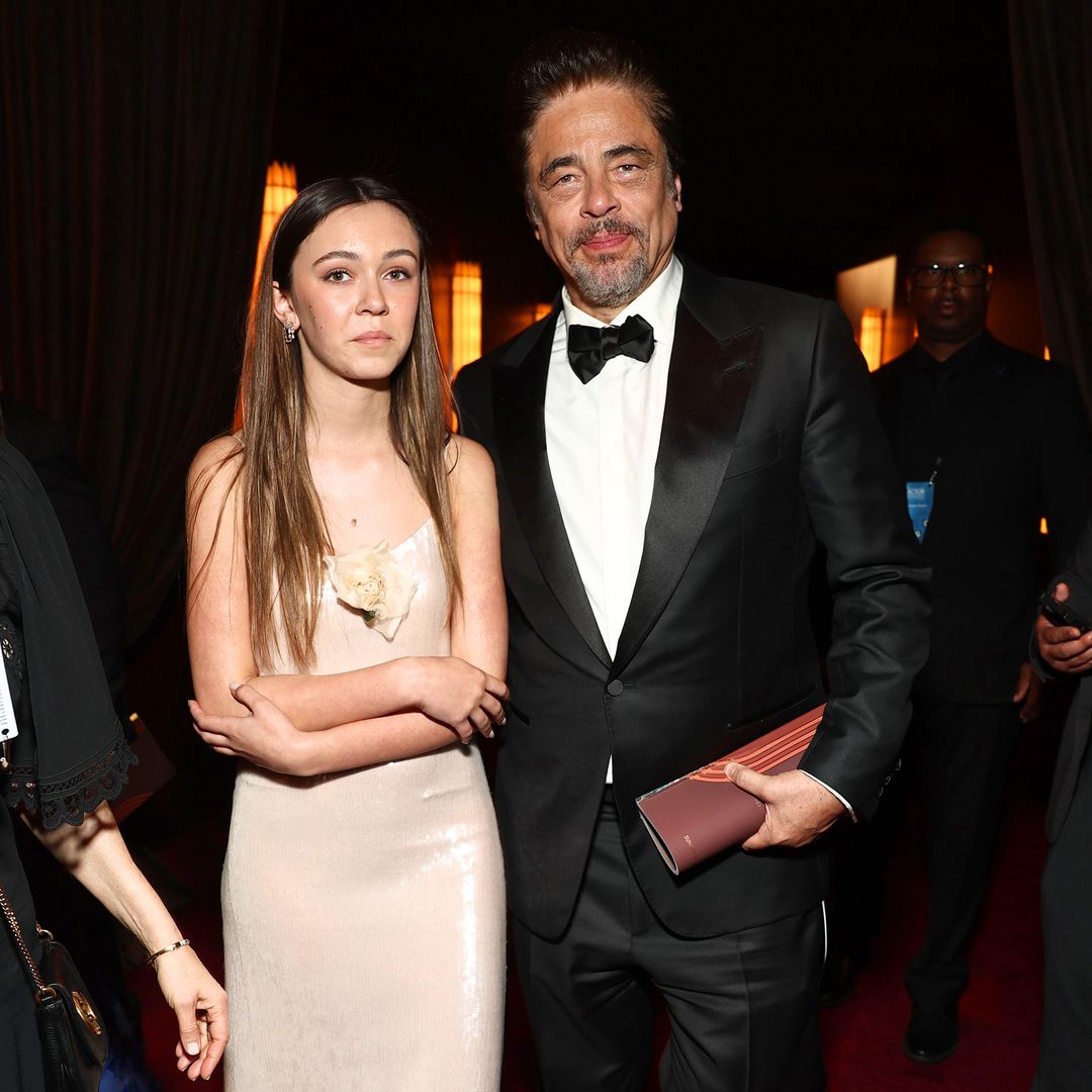 Así es Delilah, la hija de Benicio del Toro y nieta de Rod Stewart que ha debutado en la alfombra roja con solo 14 años