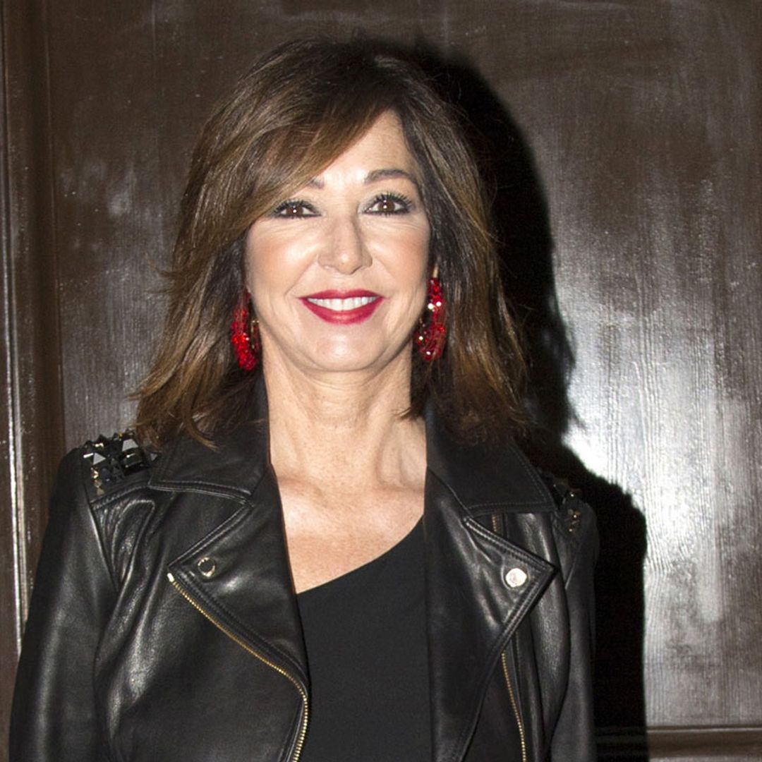 Ana Rosa Quintana, de fiesta con su familia y la pareja televisiva del momento